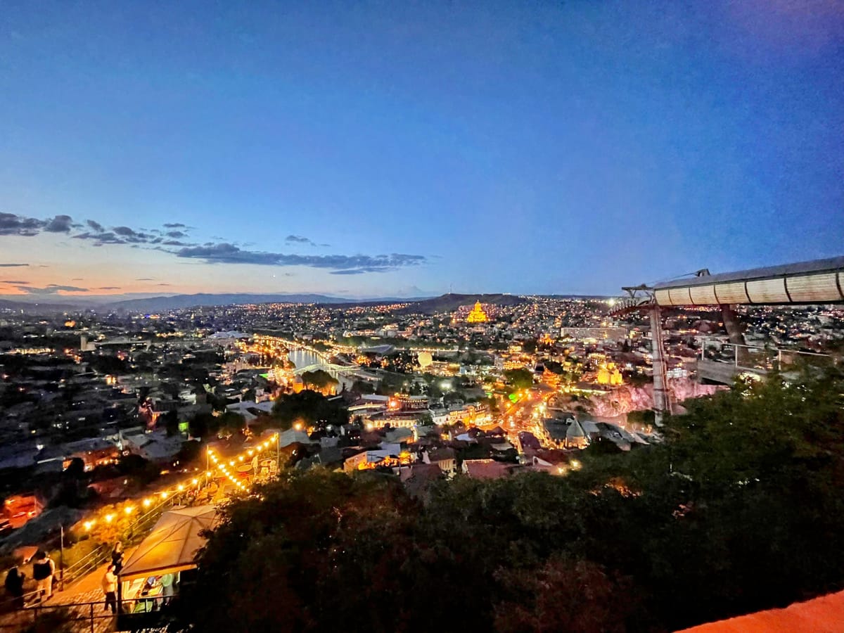 Tbilisi-Die pulsierende Hauptstadt Georgiens