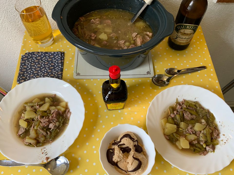 Bohneneintopf mit Lamm aus dem Slowcooker